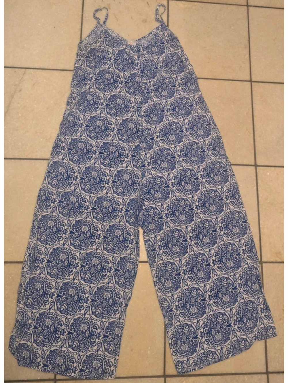 Buenos Ninos Blue & White Paisley Spaghetti Strap Wide Leg Romper - Size L